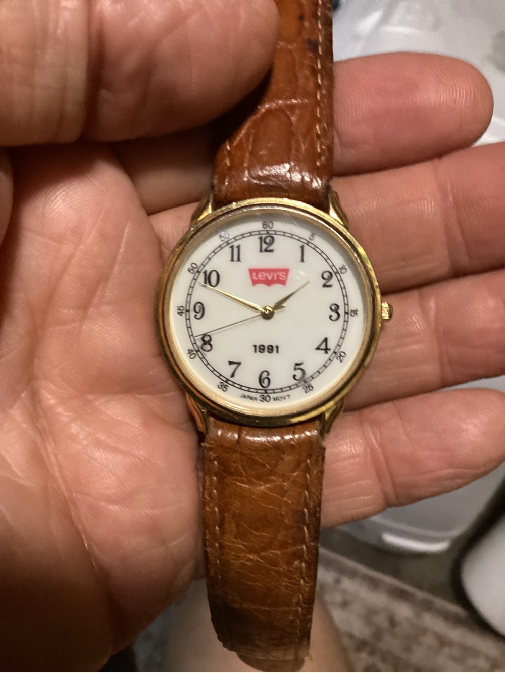 Levi's Gold-Tone Case White Dial Brown Leather Strap Wristwatch